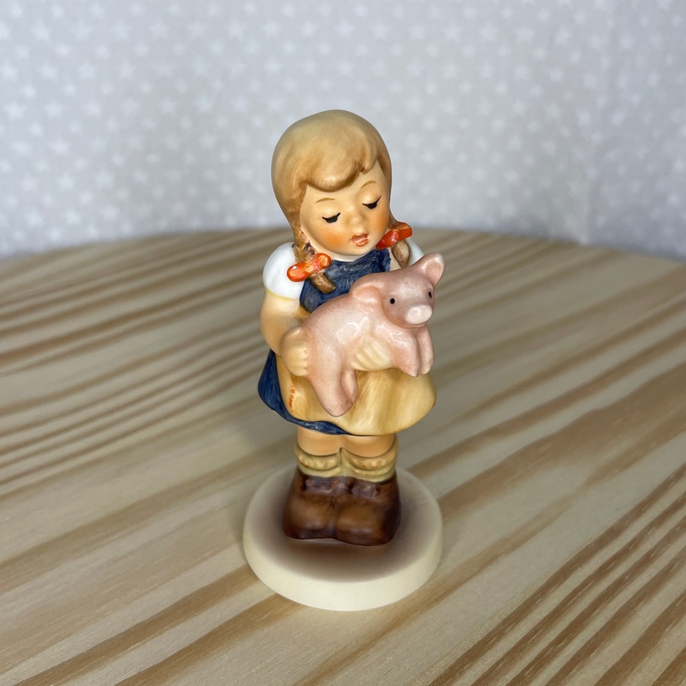 Hummel Club Pigtails Girl Figurine 2052